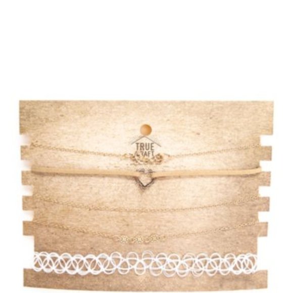 NIB 5 Piece Choker Necklace Set - Picture 2 of 3